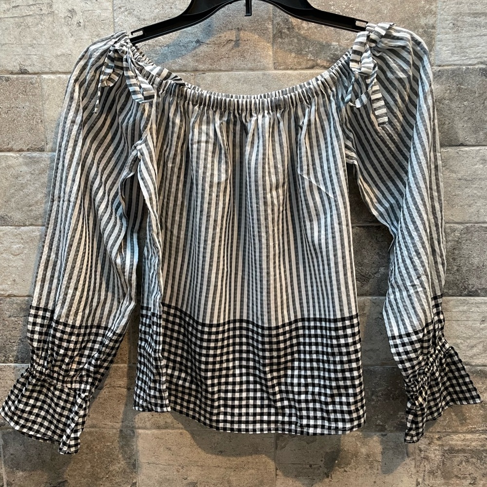 ❤️ EXPRESS OFF THE SHOULDER STRIPED TOP SIZE XS - Picture 4 of 9